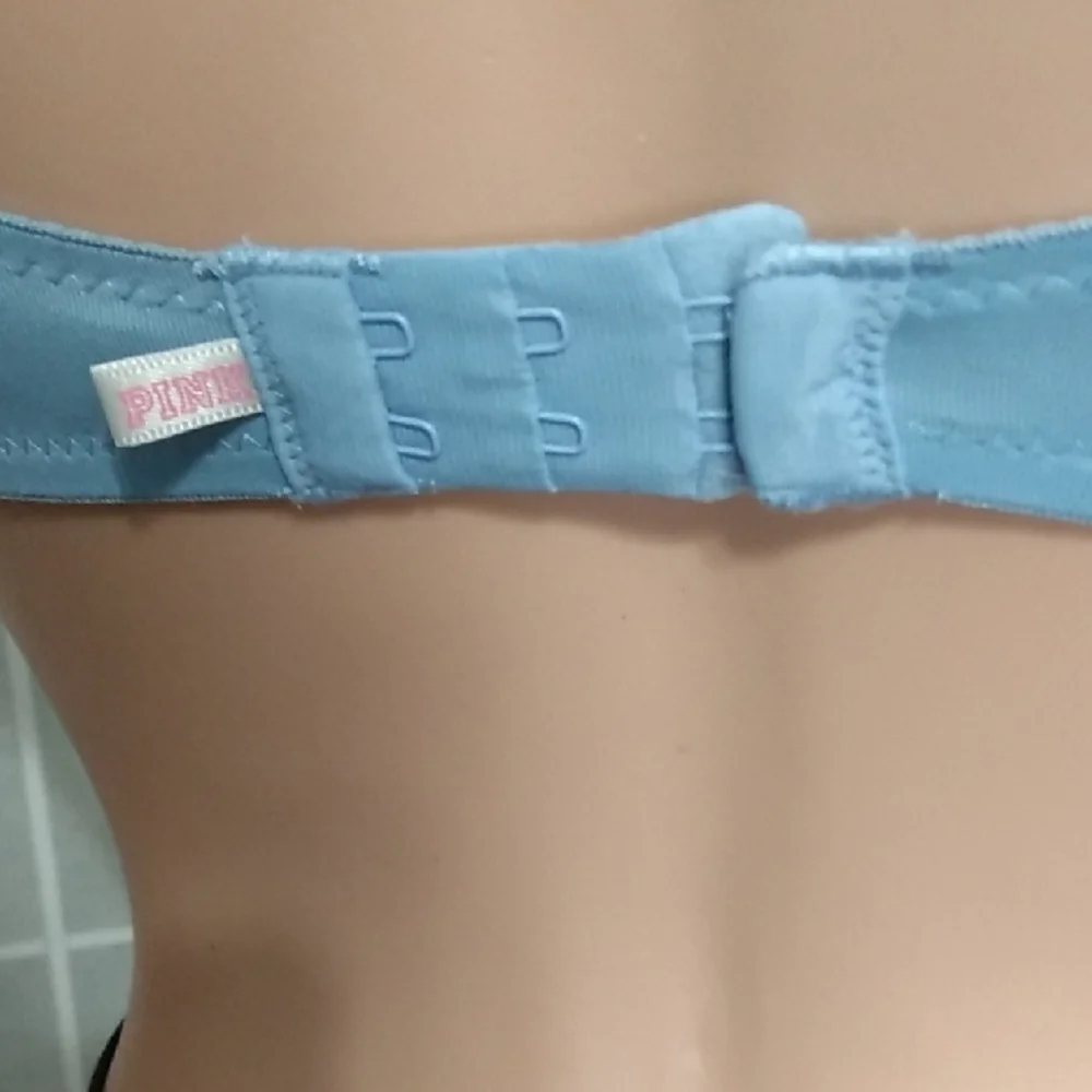 PINK Victoria's Secret 3 PC Smooth T-shirt Bras -WMNS 32DD - Logo